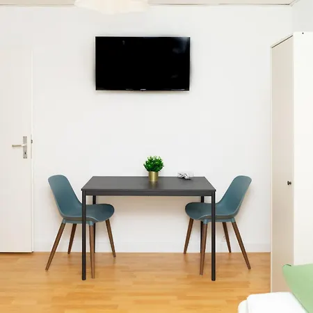 Bege Perfectstay Apartment