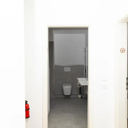 Bege Perfectstay * Monchengladbach